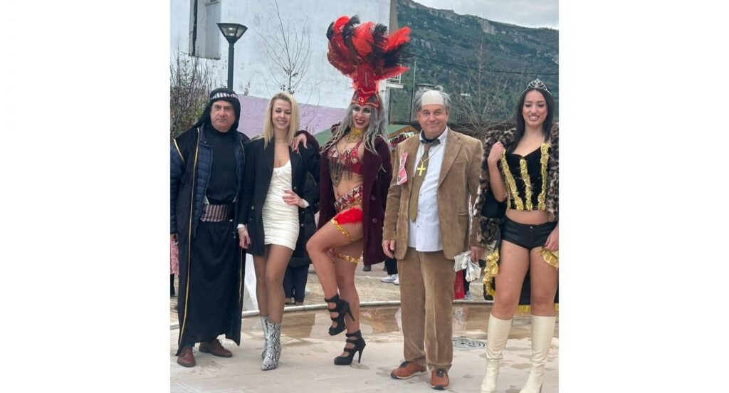 Μουσική, χορός και πολλά χαμόγελα! Με επιτυχία το Καρναβάλι της Νεμέας -VIDEO