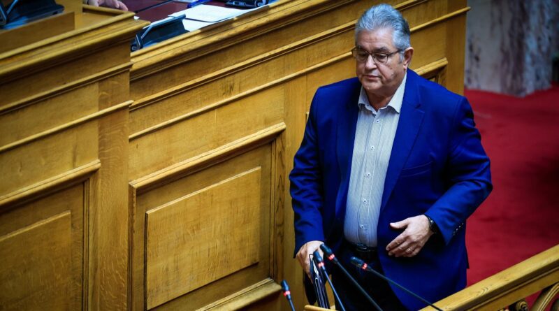 Με 257 «κατά» απορρίφθηκε η άρση ασυλίας Κουτσούμπα