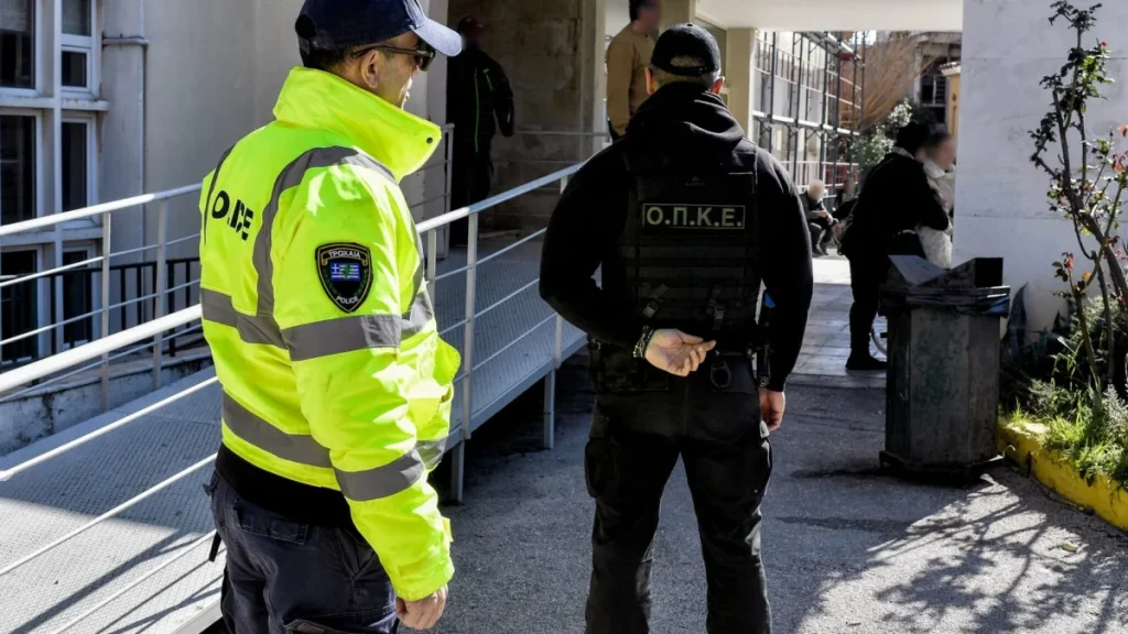 Δολοφονία 17χρονου στο Λουτράκι: Ο καβγάς για ένα μηχανάκι που βάφτηκε με αίμα