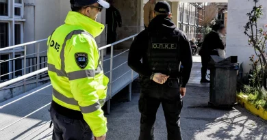 Δολοφονία 17χρονου στο Λουτράκι: Ο καβγάς για ένα μηχανάκι που βάφτηκε με αίμα