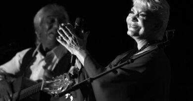 Μαρινέλλα: Έφυγε η Μεγάλη Κυρία του ελληνικού τραγουδιού