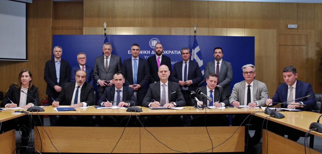 Υπογραφή σύμβασης δωρεάς για την προμήθεια συστήματος επικοινωνιών ελέγχου εναέριας κυκλοφορίας