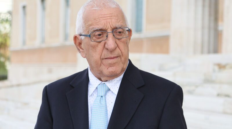 Κακλαμάνης: Να μην διακοπεί η λειτουργία του ελληνικού προγράμματος της DeutscheWelle  