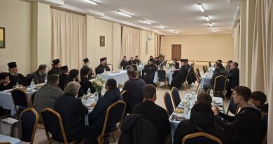  Σύναξη Αναγνωστών, Ιερόπαιδων και Υποψήφιων Κληρικών στην Ι. Μητρόπολη Κορίνθου