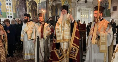 Ο Ακάθιστος Ύμνος στην Ι. Μητρόπολη Κορίνθου