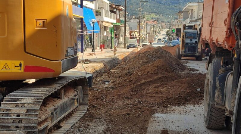 Τέλης Καλλής: Τα έργα για το Δίκτυο αποχέτευσης της Νεμέας στην λεωφόρο Παπακωνσταντίνου -ΦΩΤΟ
