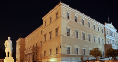 Η Βουλή των Ελλήνων συμμετέχει στην «Ώρα της Γης» σβήνοντας τα φώτα του Μεγάρου της για μία ώρα