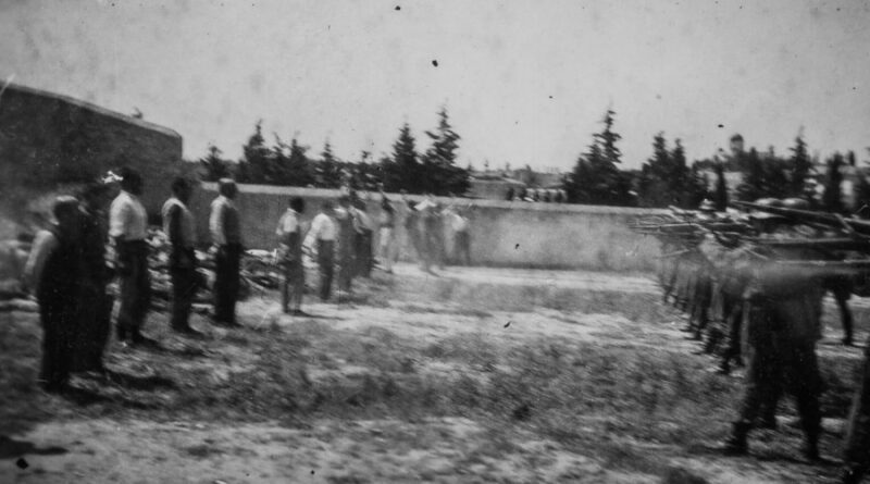 Υπουργείο Πολιτισμού: Παρουσιάστηκαν οι φωτογραφίες από την εκτέλεση των 200 στην Καισαριανή