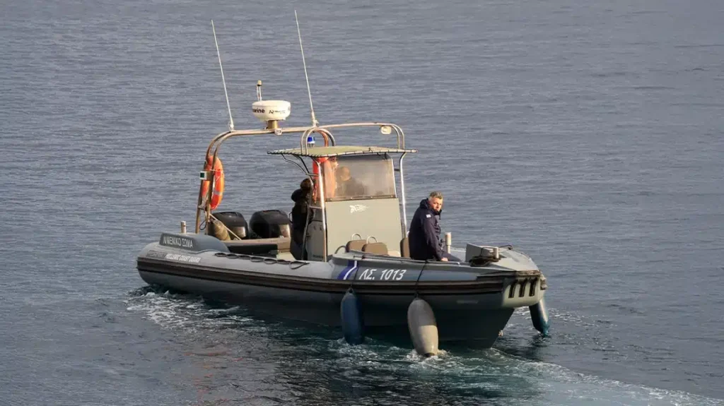 Βουλιαγμένη: Εντοπίστηκε νεκρός ο 34χρονος δύτης στο «πηγάδι του Διαβόλου»