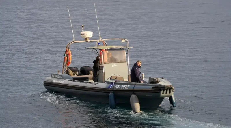 Βουλιαγμένη: Εντοπίστηκε νεκρός ο 34χρονος δύτης στο «πηγάδι του Διαβόλου»