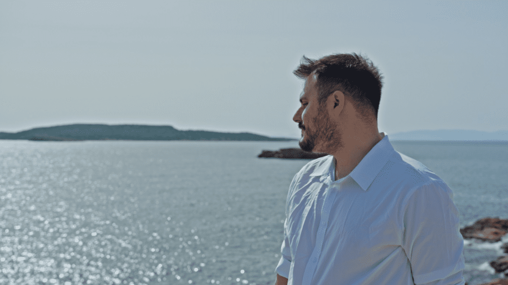 Γιώργος Αθανασόπουλος – «Προσευχή» νέο τραγούδι από την Spider Music