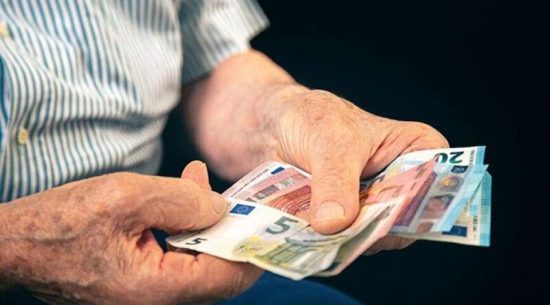 Συντάξεις Απριλίου: Νωρίτερα η καταβολή τους λόγω της 25ης Μαρτίου