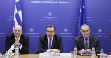 Ψυχραιμία, αυστηρή τήρηση των μέτρων και συνεχής στήριξη των πληγέντων το μήνυμα της έκτακτης σύσκεψη για τον αφθώδη πυρετό