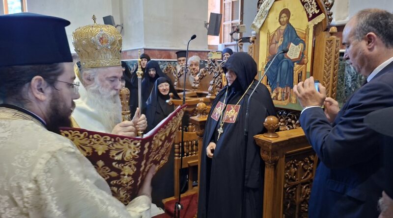 Η ενθρόνιση της νέας Ηγουμένης στο Ι. Ησυχαστήριο «ο Τίμιος Σταυρός» Μαψού Κορινθίας