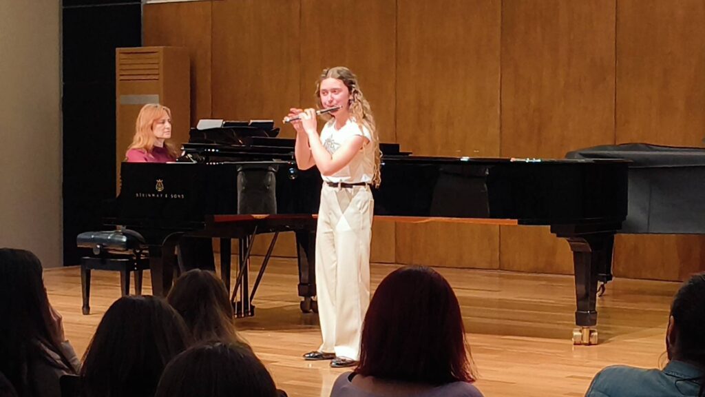 Ειδικό Βραβείο Μουσικής για τη Κορίνθια Νεφέλη Κουτσούκου από τον Όμιλο UNESCO Τ.Λ.Ε.Ε.