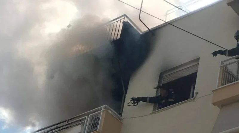 Τραγωδία στην Πάτρα: Νεκρή 92χρονη από φωτιά σε διαμέρισμα