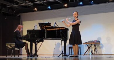 Νέες διακρίσεις για τη 12χρονη φλαουτίστα και πιανίστα Νεφέλη Κουτσούκου