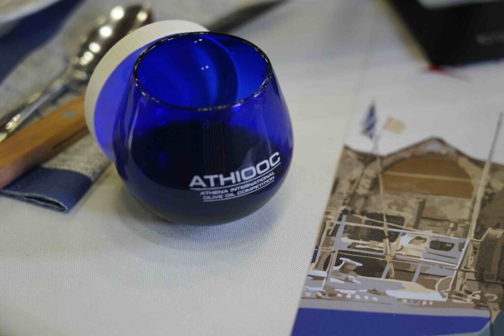 Με 657 δείγματα από 24 χώρες έκλεισαν οι εγγραφές στον ΑΤΗΕΝΑ INTERNATIONAL OLIVE OIL COMPETITION 