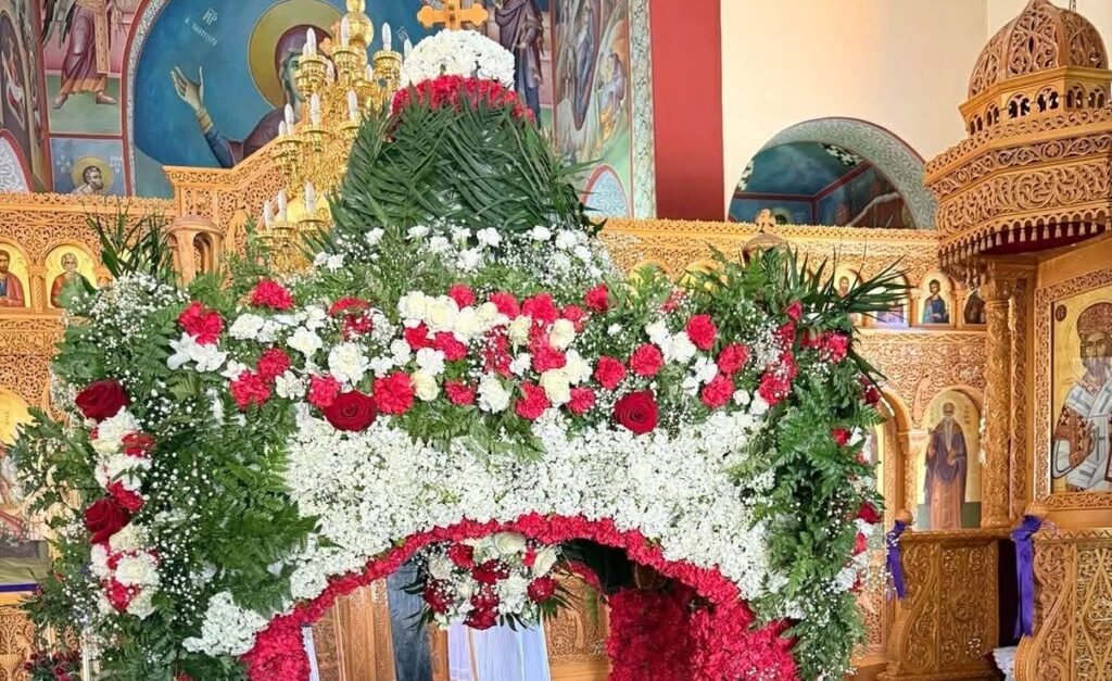 Πανέμορφος και φέτος ο Επιτάφιος στον Ι.Ν. Αγίου Γεωργίου Κουτσομοδίου