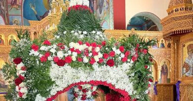 Πανέμορφος και φέτος ο Επιτάφιος στον Ι.Ν. Αγίου Γεωργίου Κουτσομοδίου