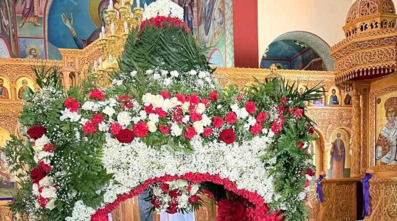 Πανέμορφος και φέτος ο Επιτάφιος στον Ι.Ν. Αγίου Γεωργίου Κουτσομοδίου
