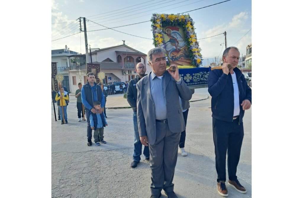 Νεμέα: Περιφορά εικόνας του Αγίου Γεωργίου, πολιούχου της πόλης