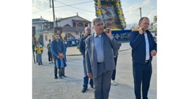 Νεμέα: Περιφορά εικόνας του Αγίου Γεωργίου, πολιούχου της πόλης