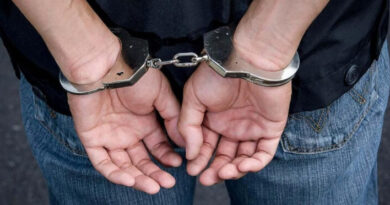 Συνελήφθη στο Κιάτο 45χρονος για αυτοσχέδια ράβδο (γκλοπ)