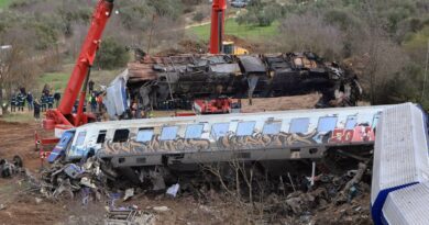 Τέμπη: Δεκτό το πρώτο αίτημα συγγενών για εξετάσεις σε εργαστήρια του εξωτερικού