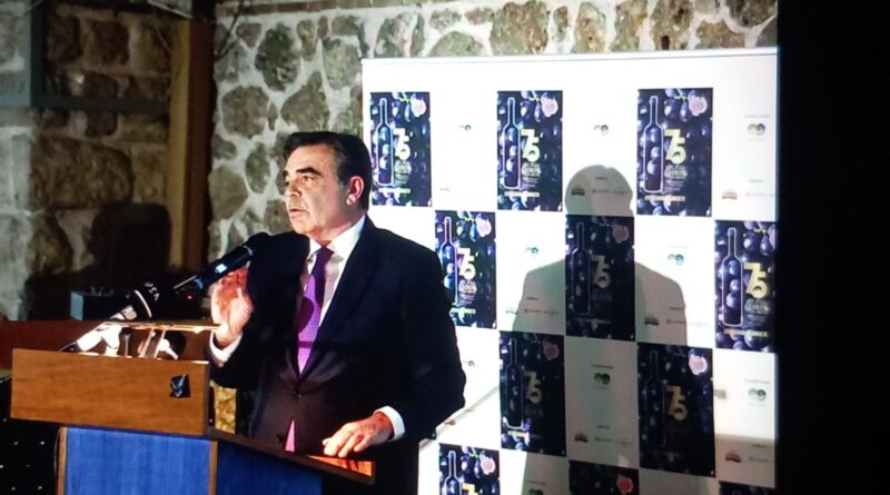 Μ. Σχοινάς: Παλιά και βαθιά η σχέση των Ελλήνων με τον οίνο- Το ελληνικό κρασί πρεσβευτής της χώρας μας