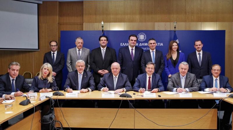 Υπογραφή της σύμβασης της Β΄ Φάσης του προγράμματος «Μαριέττα Γιαννάκου» για την ανακαίνιση 238 Σχολικών Κτιρίων