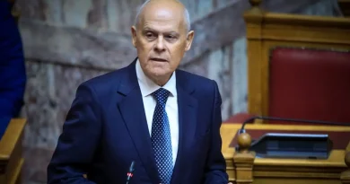 Έφυγε από τη ζωή ο υφυπουργός και βουλευτής Κορινθίας Νίκος Ταγαράς