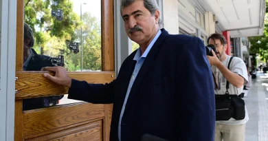 Διεγράφη από την Κοινοβουλευτική Ομάδα του ΣΥΡΙΖΑ ο Παύλος Πολάκης