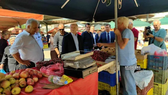 Άργος: Ένταση στη λαϊκή αγορά κατά την επίσκεψη κυβερνητικού κλιμακίου