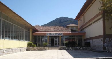 Σχετικά με τις εγγραφές μαθητών για την επόμενη σχολική χρονιά