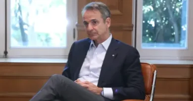 Συλλυπητήρια Κυριάκου Μητσοτάκη για τον θάνατο των τριών πυροσβεστών σε Ρέθυμνο και Γύθειο