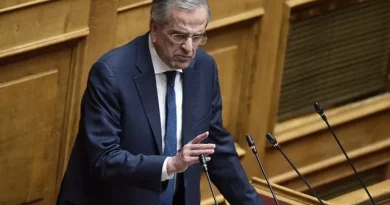Το Μαξίμου υποτίμησε τον Σαμαρά και τώρα τρέχουν: Ονόματα-έκπληξη στο νέο κόμμα