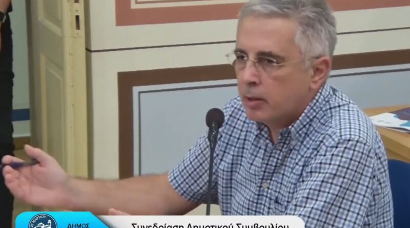 Μανώλης Μάκαρης: «Τα “χρυσά” σπιτάκια ανακύκλωσης των 300.000 ευρώ τα καταγγείλαμε στο Δημοτικό Συμβούλιο Καλαμάτας από το 2024 - Κυβέρνηση και ΦΟΔΣΑ να απαντήσουν ποιος θα πληρώσει τον λογαριασμό»