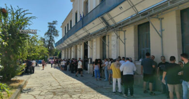 Ναύπλιο: Σε εξέλιξη η απολογία των αστυνομικών για τον σοβαρό τραυματισμό του 20χρονου στο Άργος