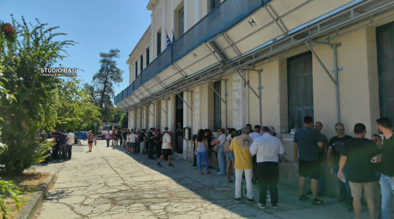 Ναύπλιο: Σε εξέλιξη η απολογία των αστυνομικών για τον σοβαρό τραυματισμό του 20χρονου στο Άργος