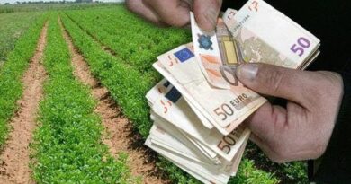 ΥΠΕΘΟO – ΥΠΑΑΤ – ΑΑΔΕ: Ενισχύσεις 22 εκατ. Ευρώ σε 4.882 παραγωγούς