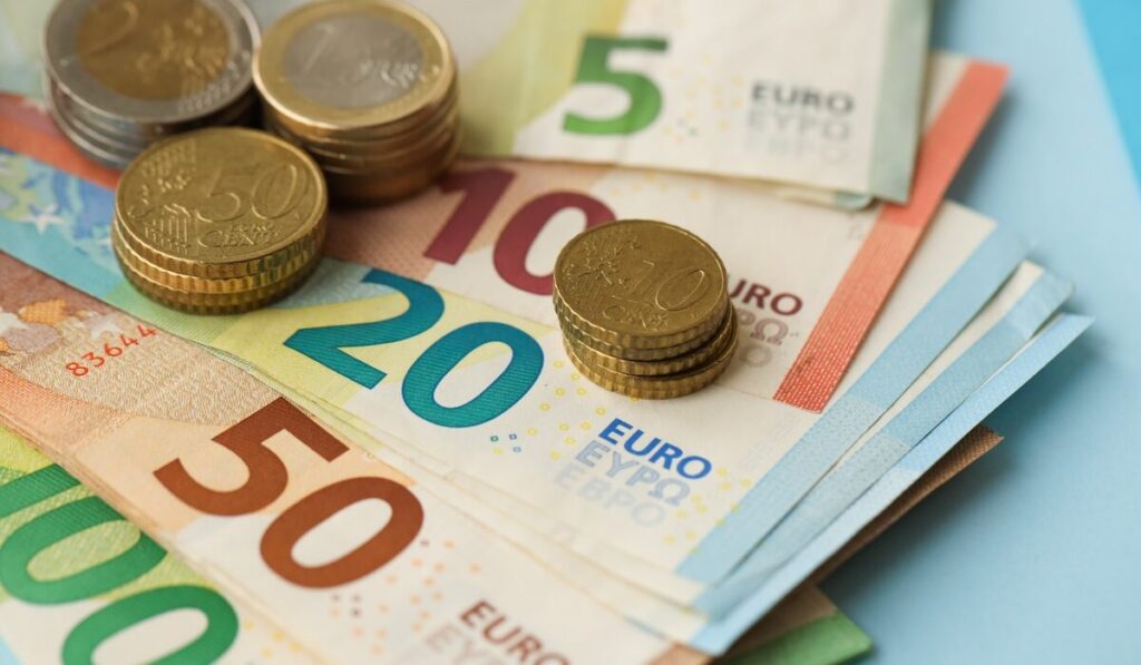 Το σχέδιο για το ιδιωτικό χρέος: Προστασία πρώτης κατοικίας, 72 δόσεις και εξωδικαστικός