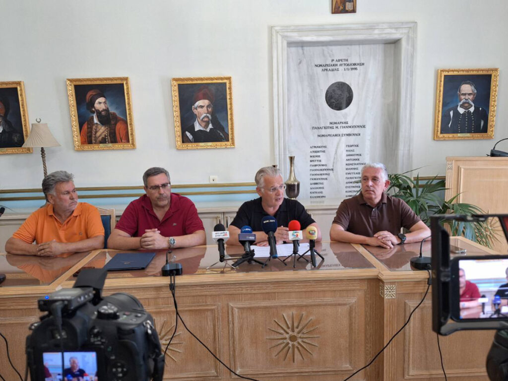 Υπεγράφη η σύμβαση 1 εκατ. ευρώ για την προστασία από πτώσεις βράχων στα Λαγκάδια από την Περιφέρεια Πελοποννήσου
