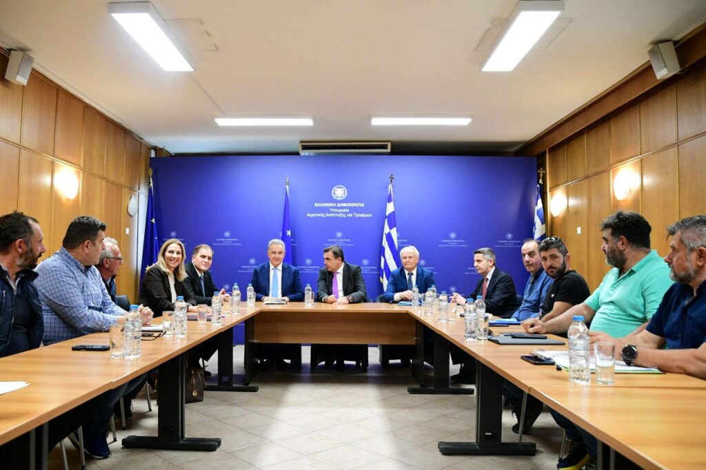 Μ.Σχοινάς: Τα προβλήματα δεν λύνονται με χάιδεμα αυτιών και εύκολες υποσχέσεις- Ουσιαστικός διάλογος με εκπροσώπους αγροτικών φορέων