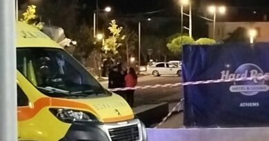 Νεκρός άνδρας από πυροβολισμό στη Γλυφάδα – Βρέθηκαν τουλάχιστον πέντε κάλυκες