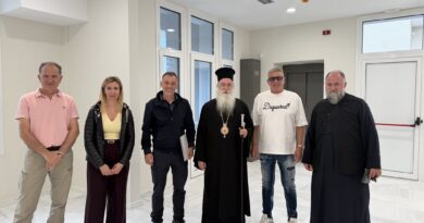 Διοικητική Παραλαβή Δύο Αναβαθμισμένων Κτηρίων της Ι. Μητροπόλεως Κορίνθου  