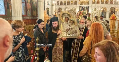 Με συγκίνηση το Ναύπλιο αποχαιρέτησε την Ιερά Εικόνα της Παναγίας του Όρους των Ελαιών