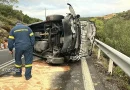 Τροχαίο ατύχημα με εκτροπή Mini Van στην Παλαιά Εθνική Άργους Κορίνθου -VIDEO