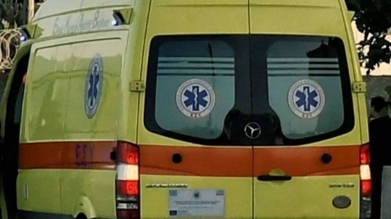 Τροχαίο στην Αθηνών-Κορίνθου: Αυτοκίνητο προσέκρουσε στις μπάρες – Ένας βαριά τραυματίας